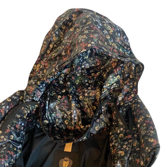 Rare design -Kanuk Mayfair Floral Parka - Sz Small - Picture 8 of 8